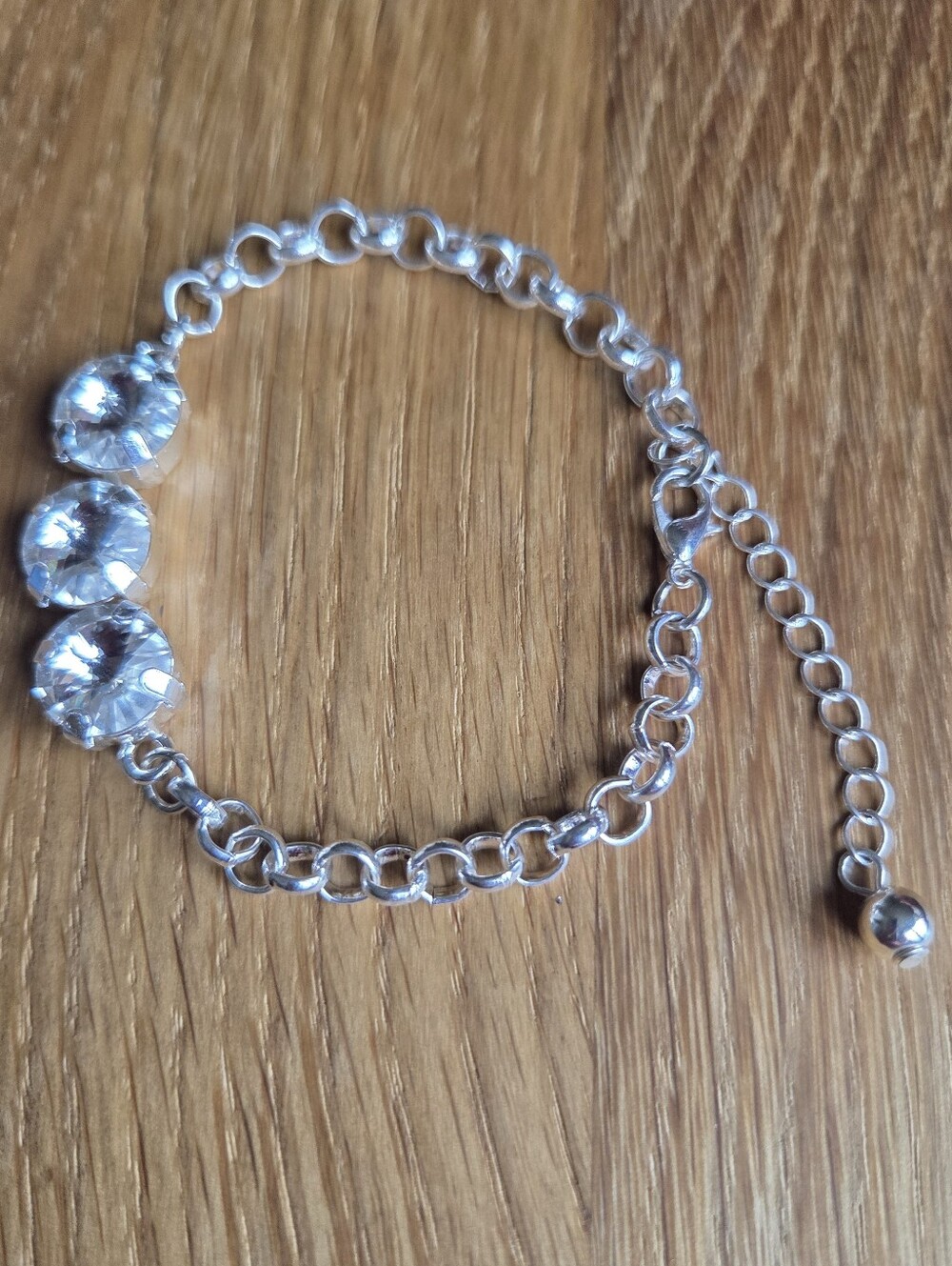 Shiny Silver Rolo Chain & Clear Crisp Crystals   Bracelet, Hand Crafted - Picture 8 of 10